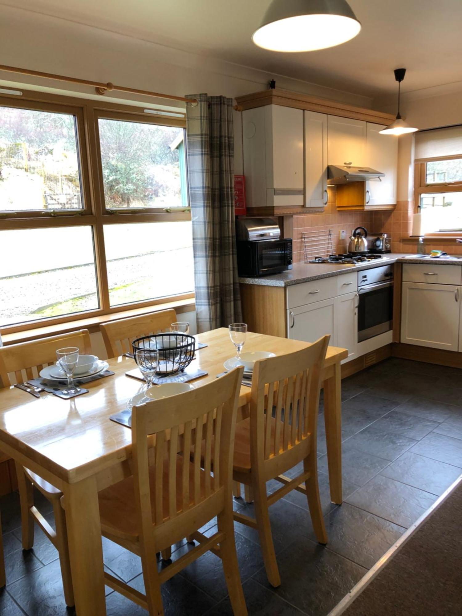 Bracken Lodges, Loch Tay, Linnie Lodge 阿伯费尔迪 外观 照片