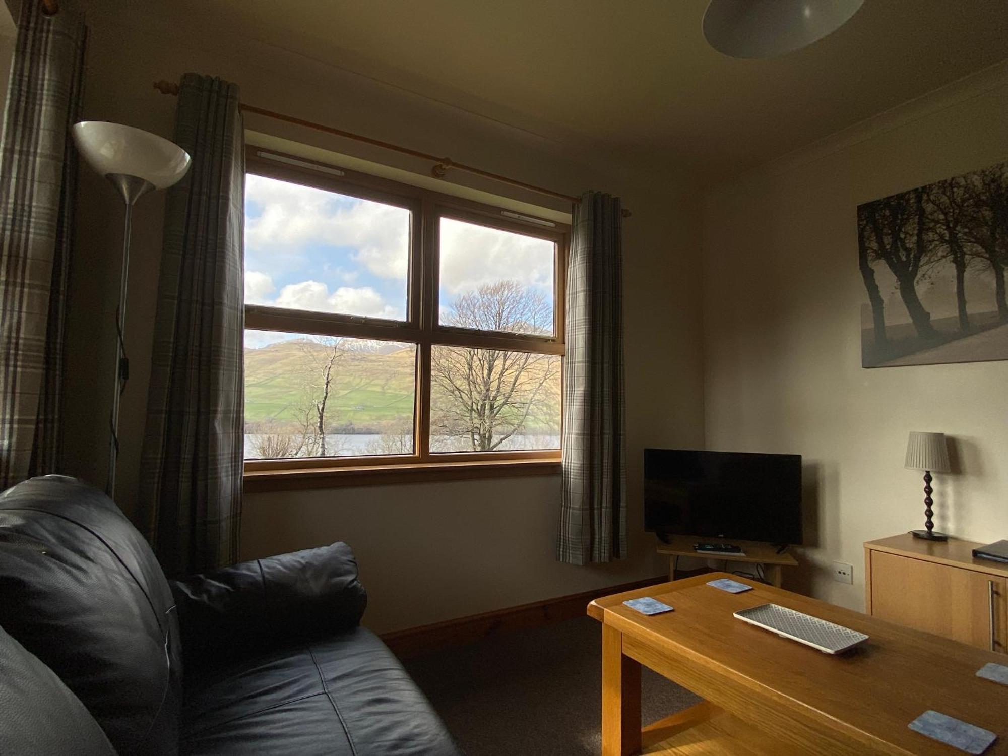 Bracken Lodges, Loch Tay, Linnie Lodge 阿伯费尔迪 外观 照片